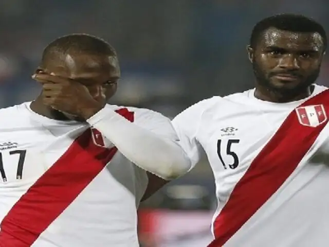 Perú vs. Chile: Luis Advíncula y su conmovedor llanto al final del partido