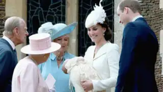 Reino Unido: duques de Cambridge celebraron bautizo de princesa Charlotte