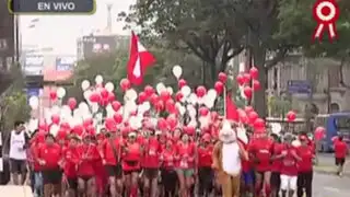 Como todos los años miembros de Perú Runners realizan el “trote patriótico”