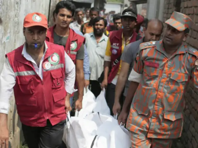 Estampida humana durante acto caritativo deja 17 muertos en Bangladesh