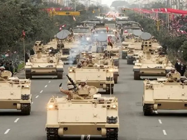 Parada Militar: el desfile de vehículos blindados de las Fuerzas Armadas