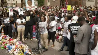 EEUU: violento incidente durante marcha por muerte de adolescente afroamericano