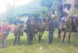 Cajamarca: ronderos castigan a joven por golpear a su padre
