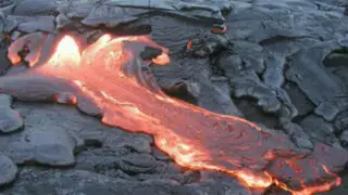 EEUU: impresionante flujo de lava emerge de volcán Kilauea