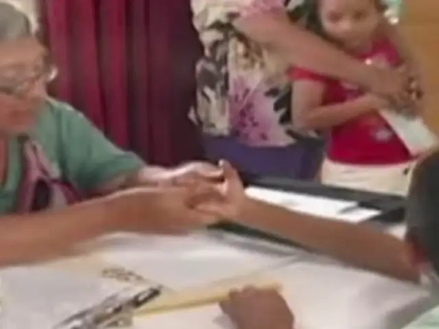 Puerto Maldonado: operan a niño que tenía seis dedos en una mano