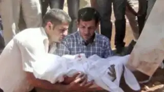 Siria: entierran restos de niño que murió ahogado