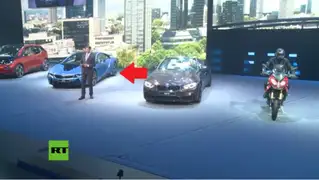 Director de BMW protagoniza preocupante incidente durante transmisión en vivo