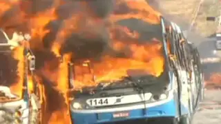 Brasil: queman buses en nueva protesta contra transporte público