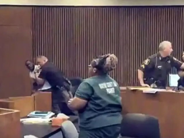 La reacción de un padre de familia al encontrarse con el asesino de su hija en un juicio