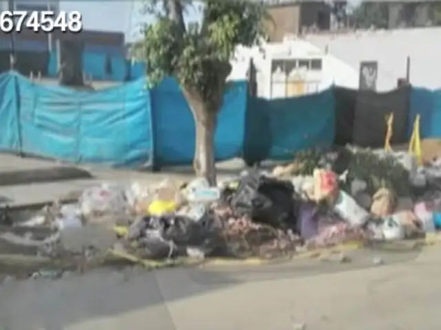 Vecinos de Chorrillos piden retirar basural y desmonte