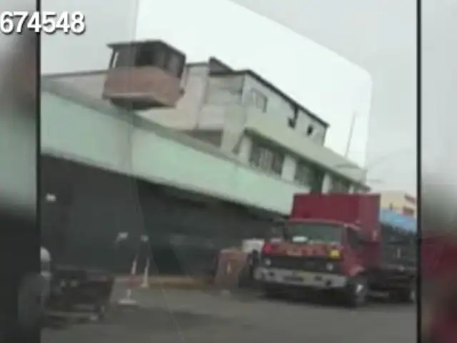 Centro de Lima: fábricas ocupan calles con maquinaria y camiones