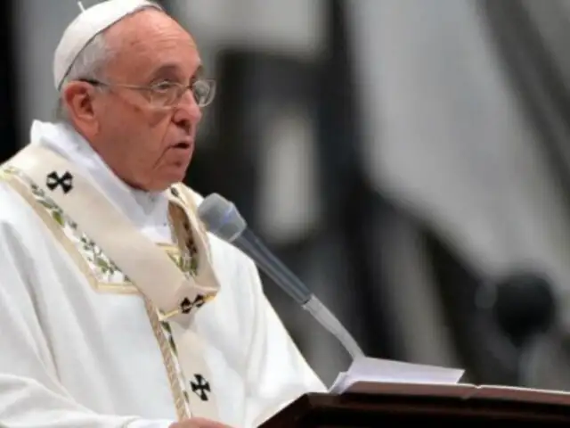 Papa Francisco reclama participación más activa de los laicos en la Iglesia
