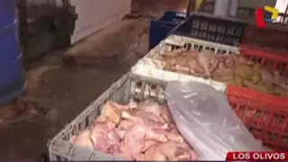 Los Olivos: clausuran locales que vendían pollos en forma insalubre