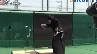 YouTube: famoso samurái vuelve a sorprender al cortar pelota que iba a 161 km/h
