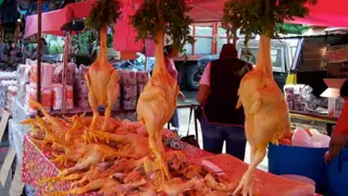 Disminuye venta de carne y precio de pollo sube considerablemente