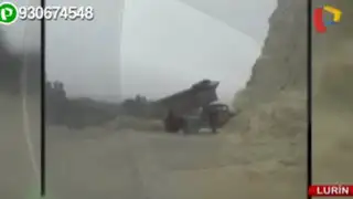 Camión es captado arrojando desmonte en el río Lurín