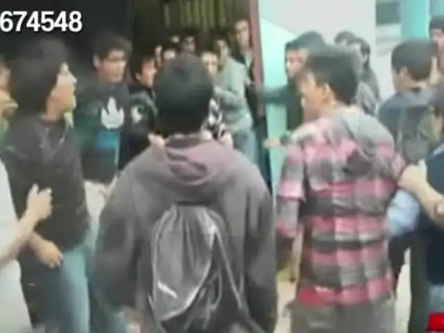 Alumnos de la Universidad del Callao se enfrentan por elección de autoridades