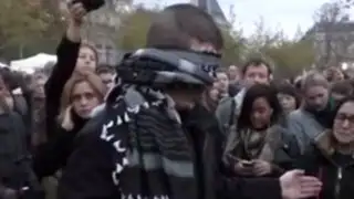 Facebook: musulmán pidió un abrazo a los franceses tras atentados, y así le respondieron