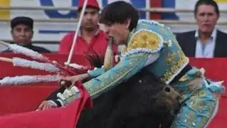 Peruano Roca Rey sufrió terrible cornada durante corrida de toros en México