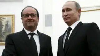 Hollande y Putin reciben apoyo de Gran Bretaña