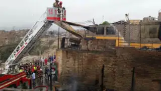 Niña de cuatro años muere al incendiarse tres viviendas  en el Cercado de Lima