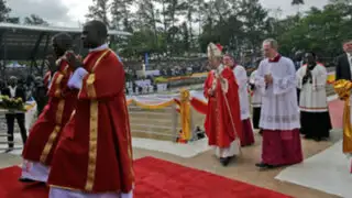 Uganda: Francisco reunió a 300 mil personas en misa
