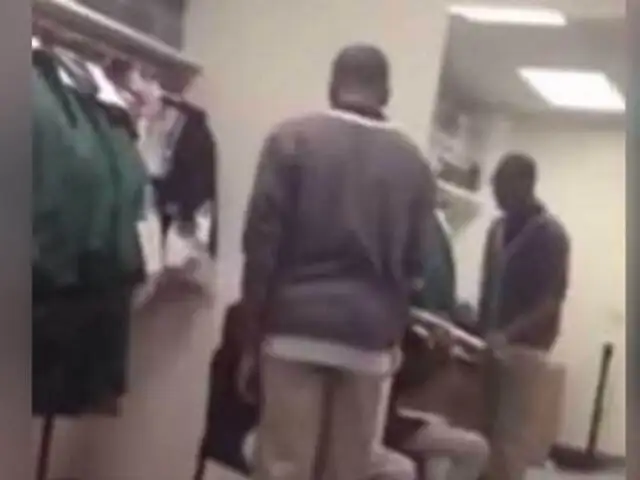 VIDEO: víctima de bullying noquea a agresor de un solo golpe