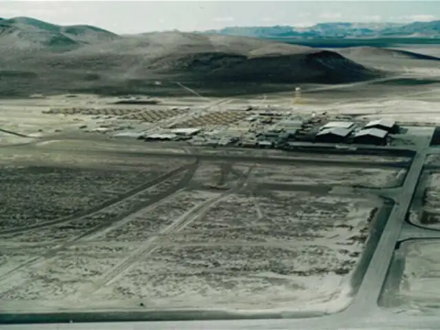 Pasajero de un vuelo comercial capta imágenes de supuesto ovni cerca al Área 51