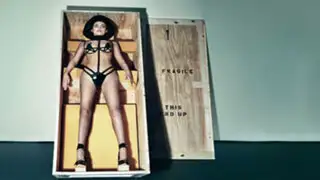 Kylie Jenner se convierte en una ‘muñeca sexual del futuro’ en nueva sesión fotográfica