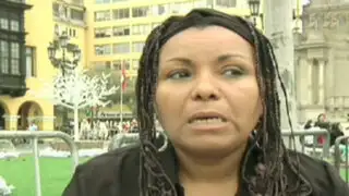 Mujer que ganó juicio por racismo se solidarizó con Jhoel Herrera