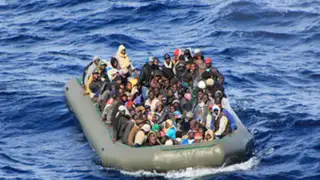 Italia: guardacostas rescatan a más de 700 migrantes en mar Mediterráneo