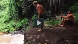 VIDEO: así fue el clavado extremo que casi le cuesta la vida a un joven en Hawái