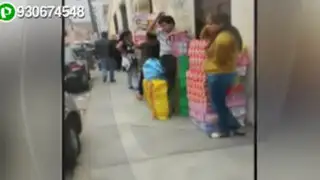 Centro de Lima: comerciantes de calzado invaden el jirón Junín