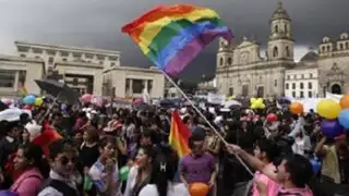 Grecia aprueba unión civil entre parejas del mismo sexo