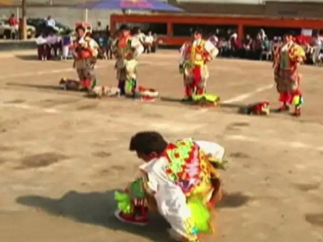 Un nuevo duelo: la increíble ‘batalla’ entre danzantes de tijeras y breakdancers