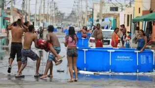 Callao: vecinos instalan piscinas en las calles pese a prohibición municipal
