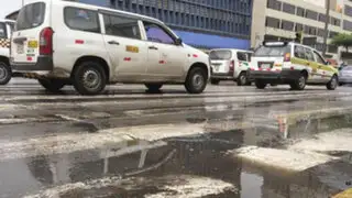 Llovizna en Lima: dos accidentes se registraron por pistas mojadas