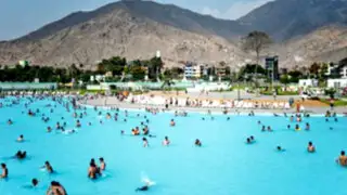 Un fin de semana en la piscina más grande del Perú