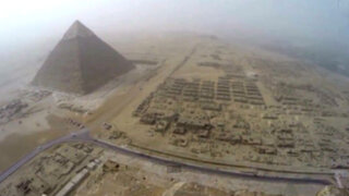 La espectacular vista desde la cima de una de las pirámides de Egipto