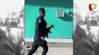 México: policías huyen de sicarios y permiten asesinato