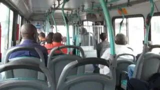 Ladrón con discapacidad asalta bus de transporte público