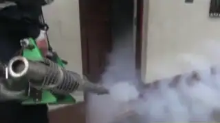 Fumigan casas de Trujillo por virus Zika