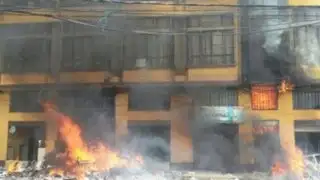 Bolivia: seis muertos tras saqueo e incendio en alcaldía de El Alto