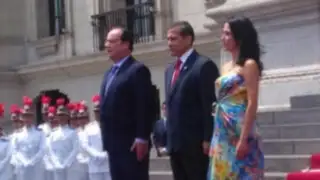 Presidente francés François Hollande llegó al Perú en visita oficial