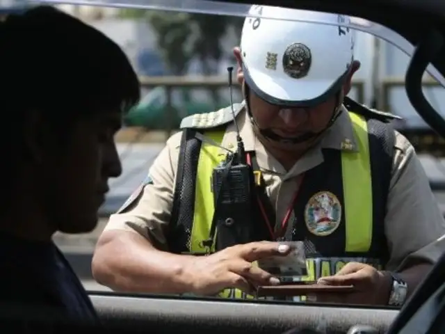 MTC: brevete de conductores novatos caducaría a los dos años