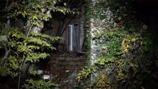 Buscaba fantasmas en una casa abandonada y lo que encontró fue aún más terrorífico