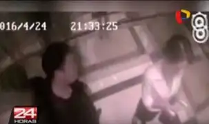 China: mujer da tremenda paliza a sujeto que intentó acosarla en ascensor