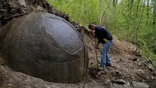 FOTOS: esta es la misteriosa roca gigante descubierta en Bosnia y que nadie puede explicar