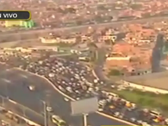 Imágenes desde el aire: congestión vehicular por obras en puente Bella Unión