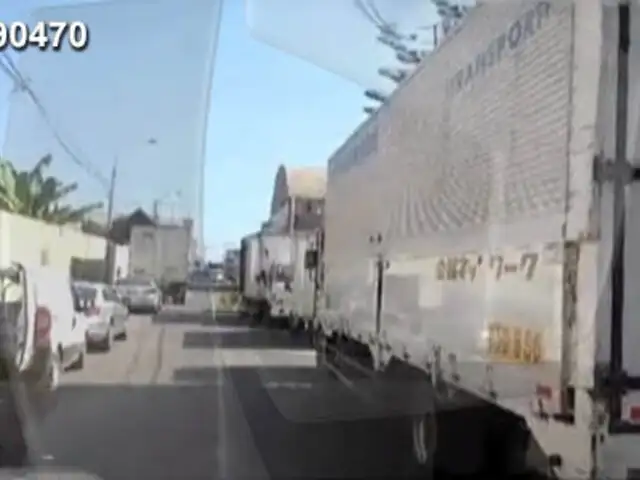 Chorrillos: camiones de carga ponen en peligro vida de vecinos